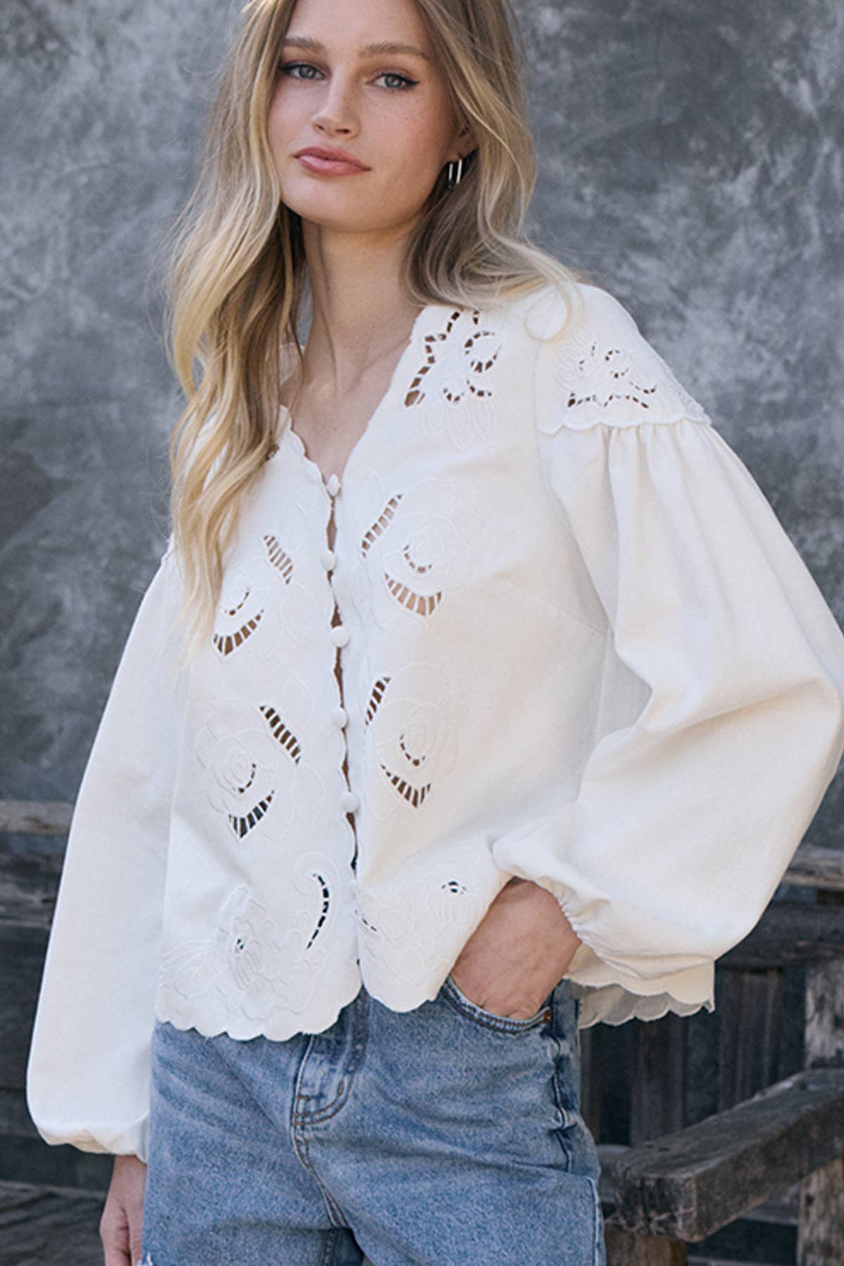 Scalloped Floral Button Blouse